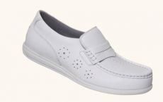 Amy Slip On