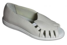Pearl Sandal